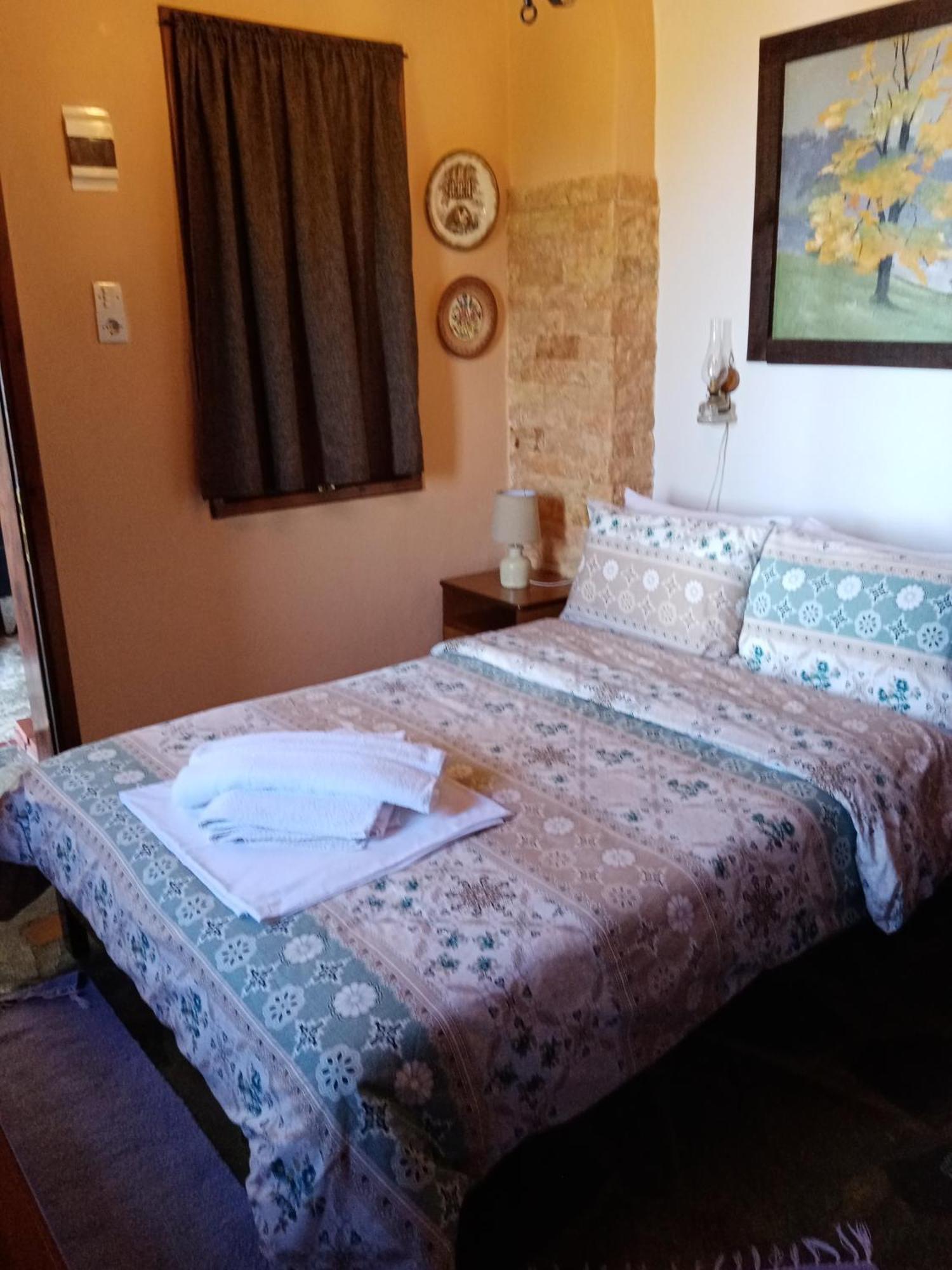Traditional Guesthouse Erato Palaios Panteleimonas Room photo